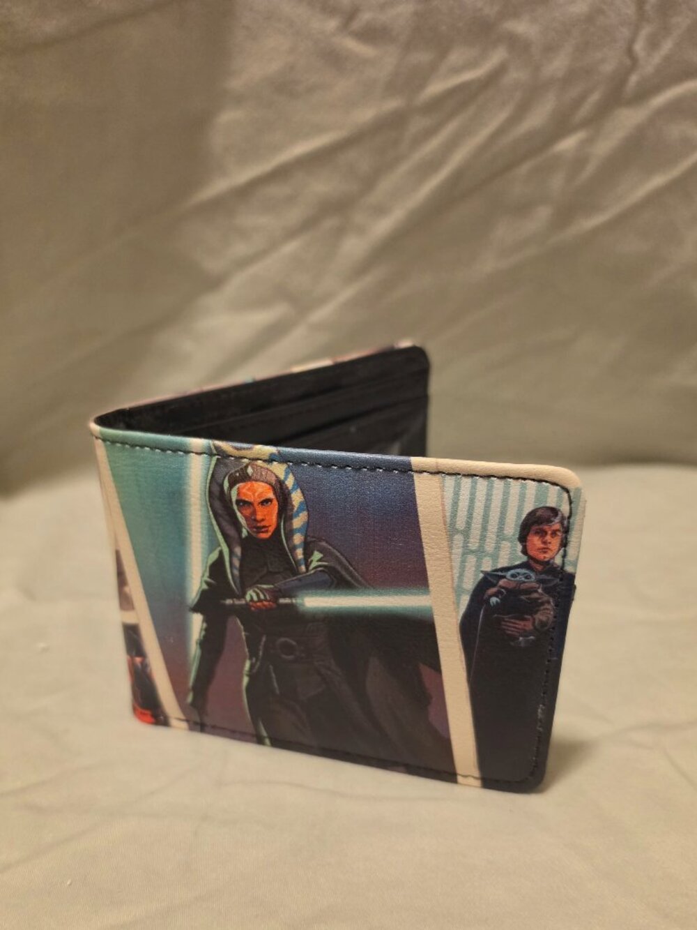 Star Wars Mandalorians, Ahsoka, Bo Katan, Grogru Bi‑Fold Wallet, New with Tags